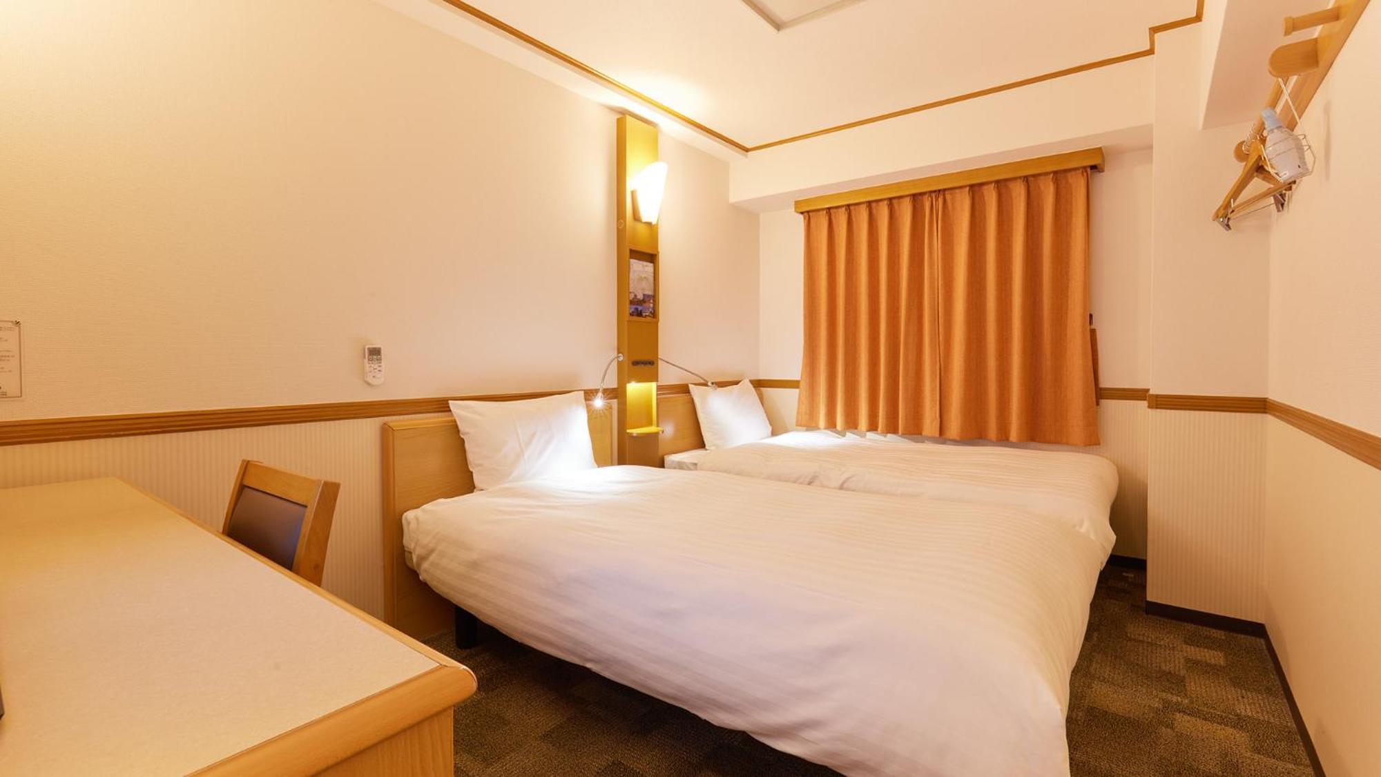 Toyoko Inn Tokyo Shinjuku Kabukicho Szoba fotó