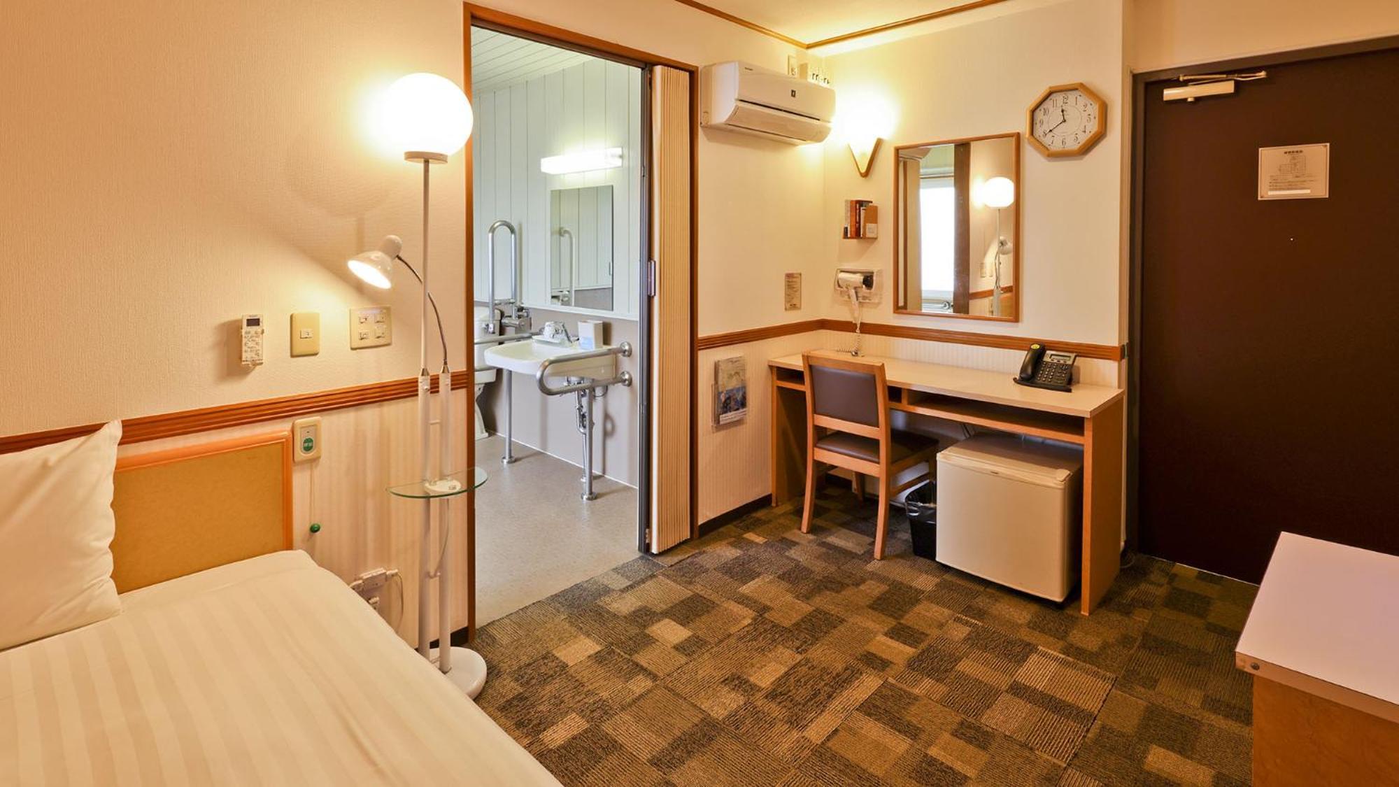 Toyoko Inn Tokyo Shinjuku Kabukicho Szoba fotó