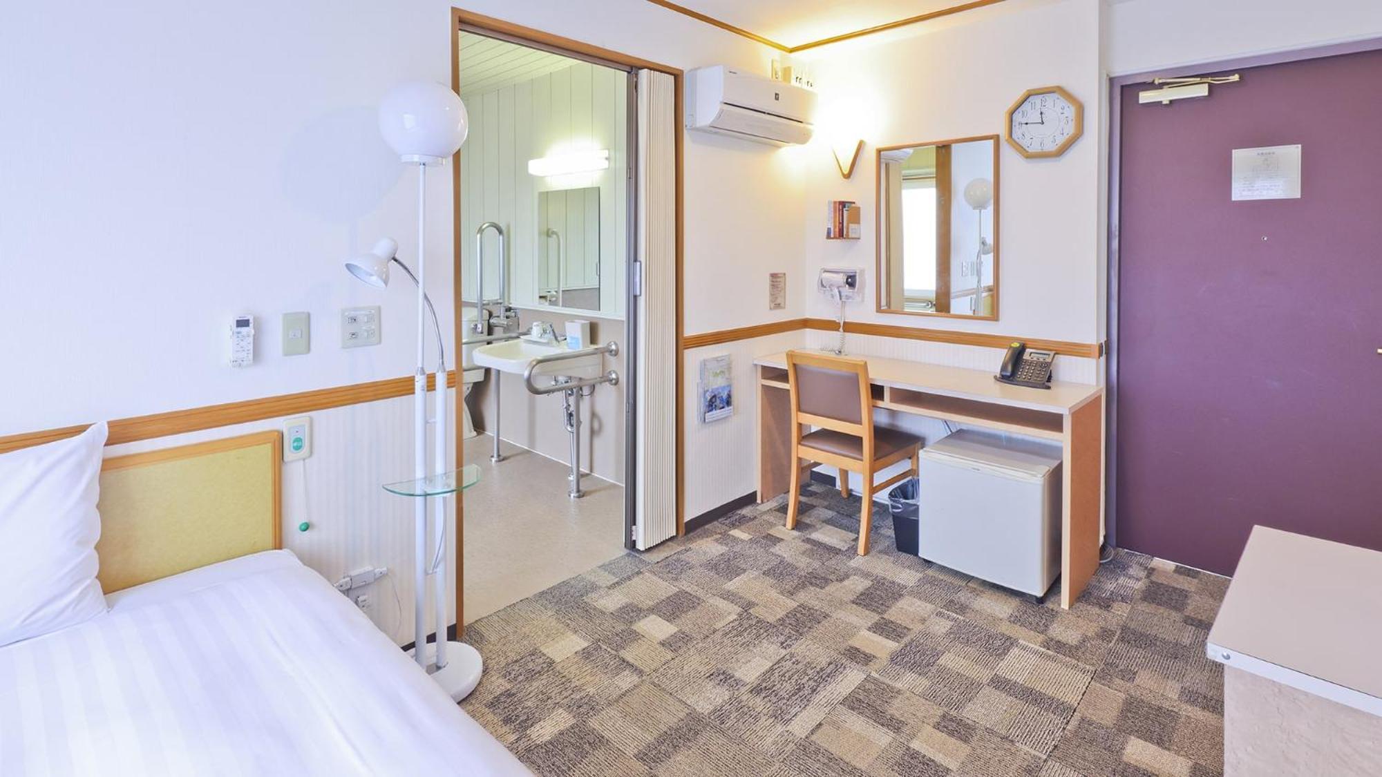 Toyoko Inn Tokyo Shinjuku Kabukicho Szoba fotó